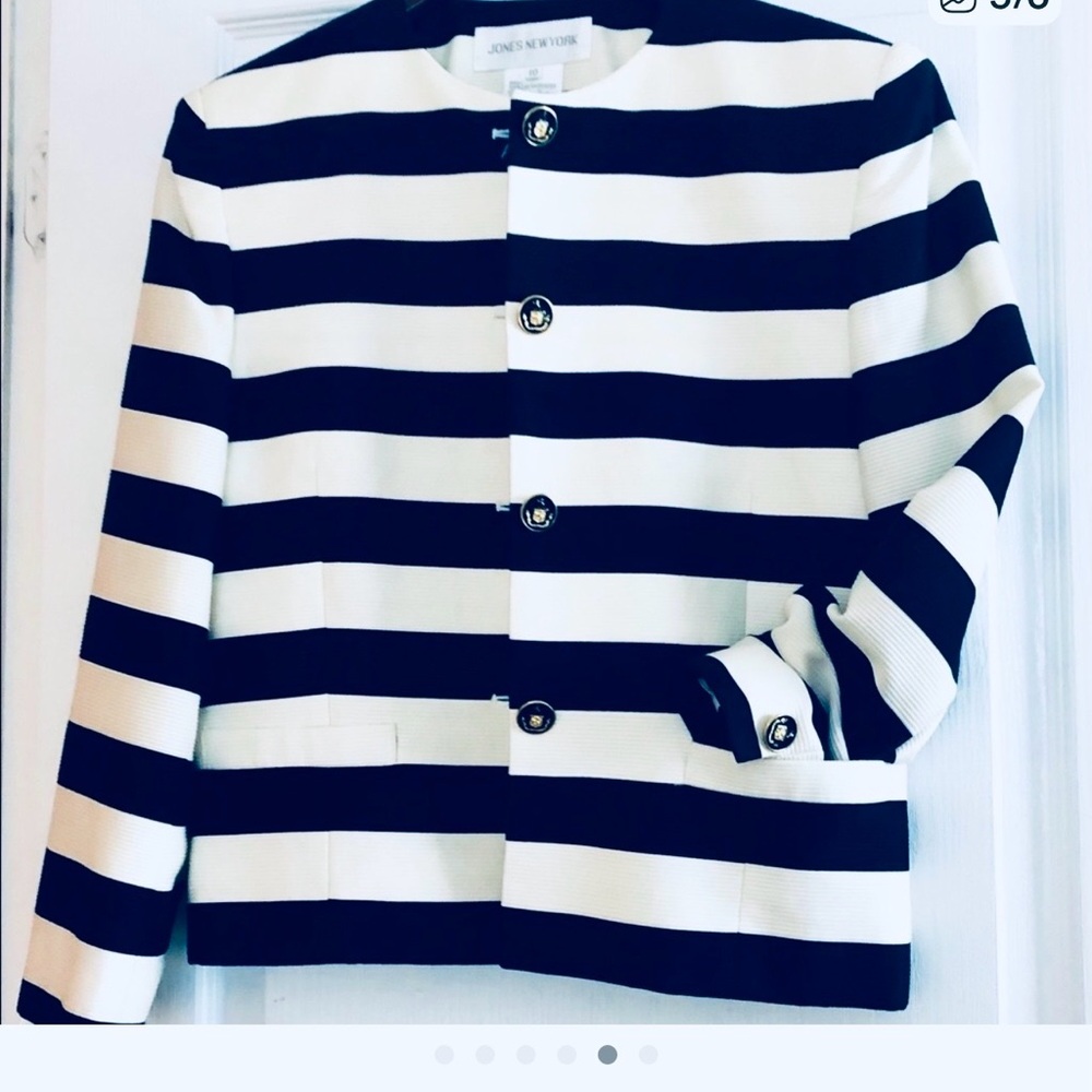 Jones New York Black and White Striped Blazer